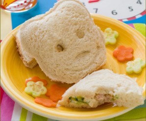 Have picky eaters? Try these 7 tips