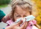 Kids/ girl / blowing nose / Virus