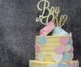 Photo of a gender reveal cake