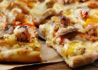 Chicken pizza recipe to cook with your family.
