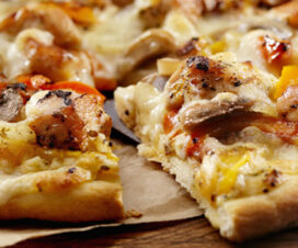 Chicken pizza recipe to cook with your family.